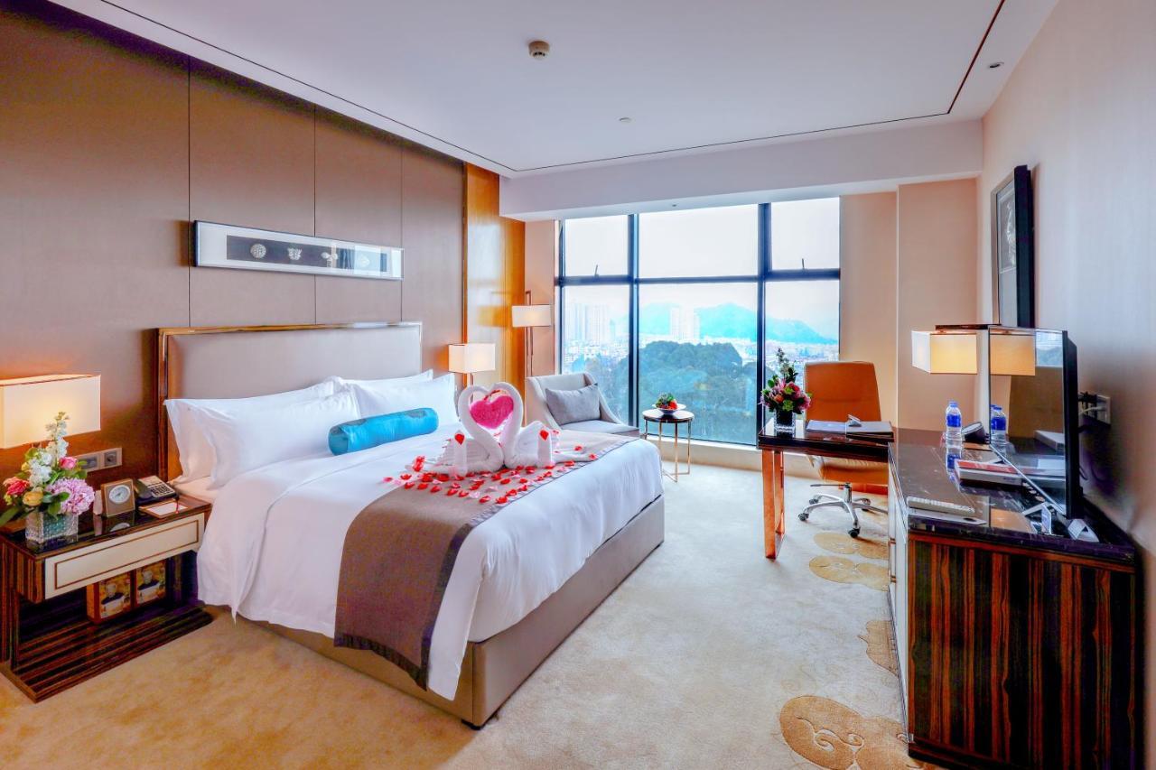 Argyle Grand Hotel Xingyi  Ngoại thất bức ảnh