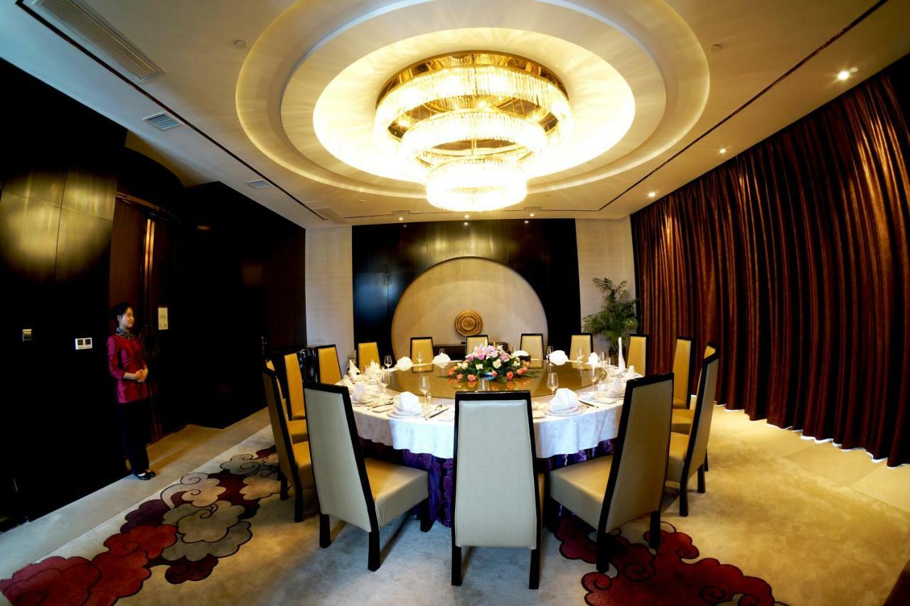 Argyle Grand Hotel Xingyi  Ngoại thất bức ảnh